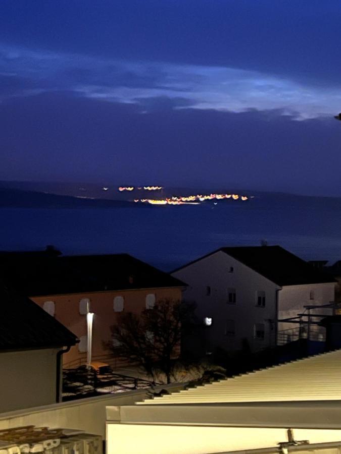 Sun & More Apartment Crikvenica Buitenkant foto