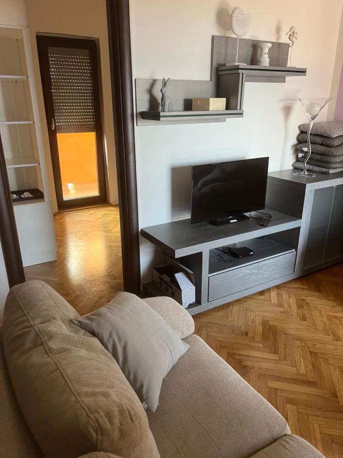 Sun & More Apartment Crikvenica Buitenkant foto